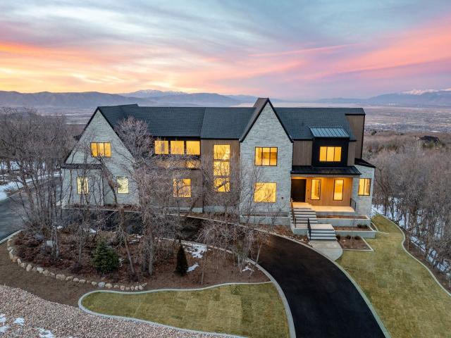 House for sale in Woodland Hills, Utah