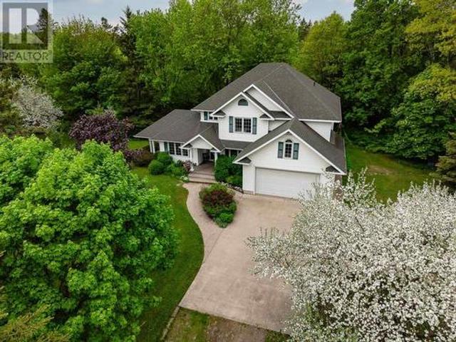 House for sale in Sault Sainte Marie, Ontario
