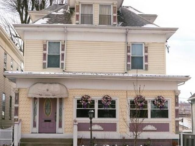 House for sale in Moundsville, West Virginia