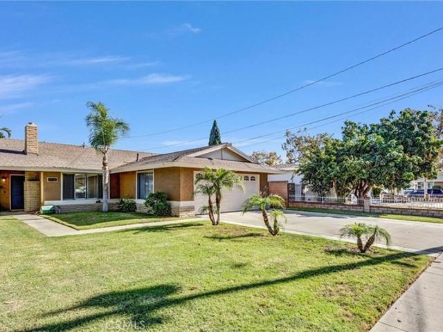 House for sale in Santa Ana, California