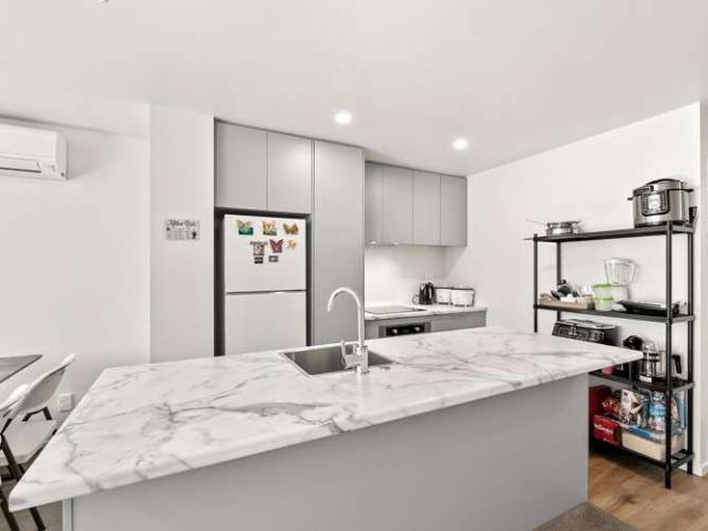 Townhouse for sale in Days Bay, Wellington