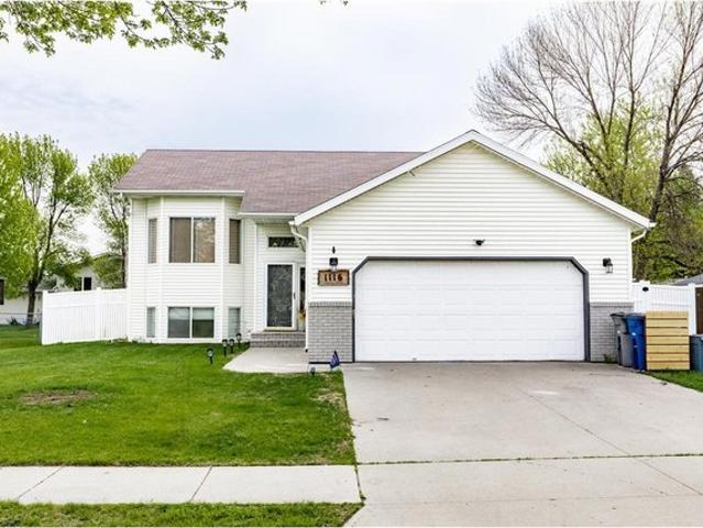 House for sale in Moorhead, Minnesota