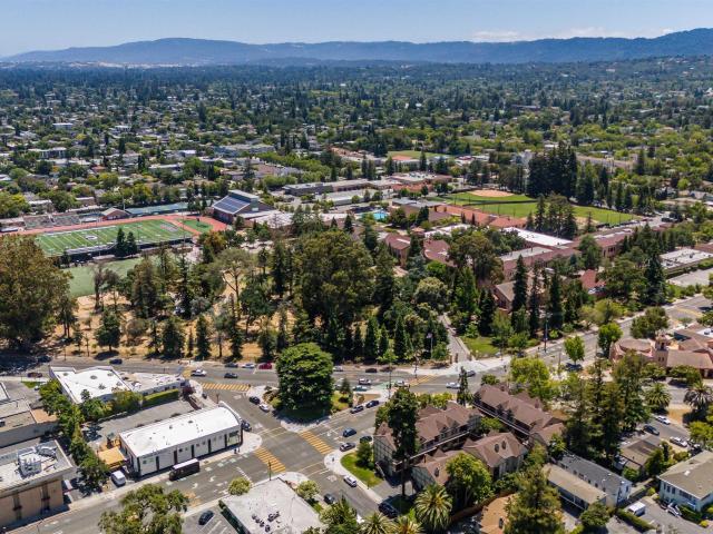 Townhouse for sale in Redwood City