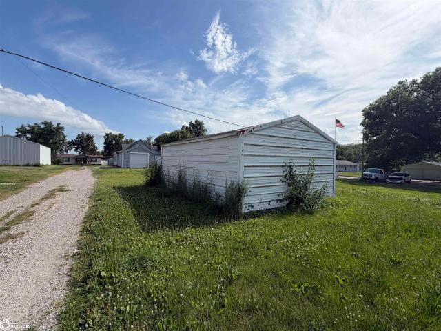 Land for sale in Mahaska, Iowa