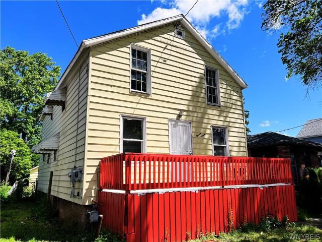 House for sale in Niagara, New York