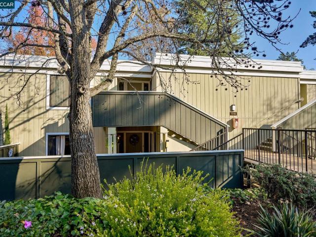 Condo for sale in Walnut Creek, California