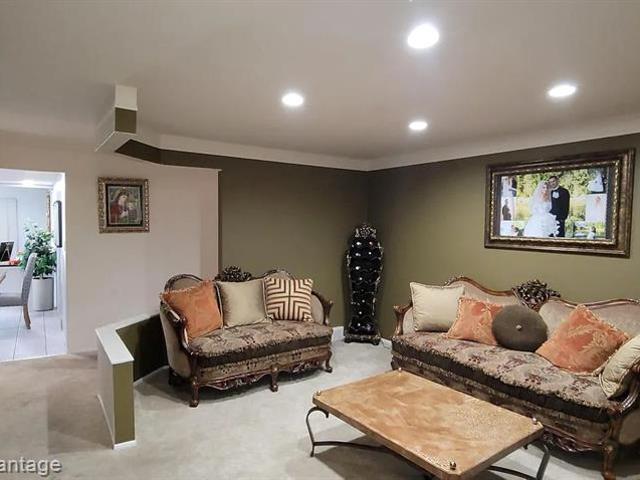 Property for rent in Sterling Heights, Michigan