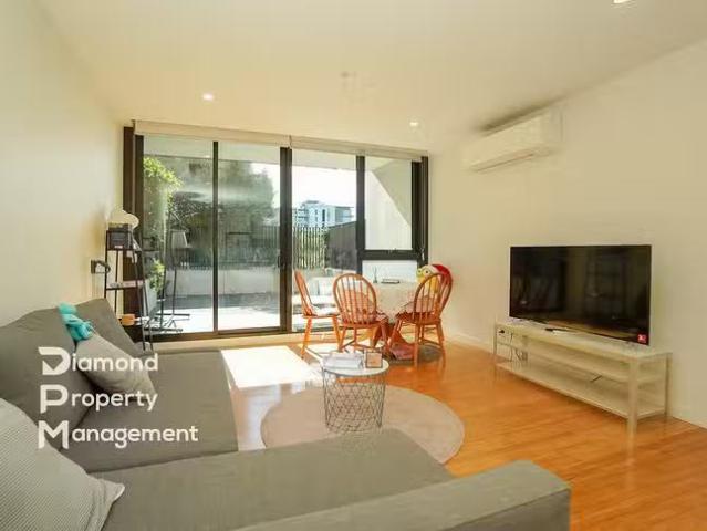 Apartment for rent in Box Hill