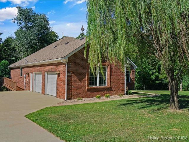 House for sale in Elizabeth, Indiana