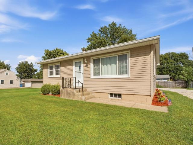 House for sale in Indian Hills, Silvis