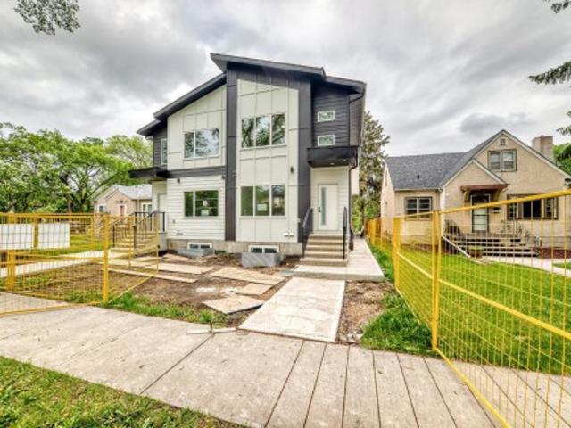 House for sale in Wedgewood, Alberta