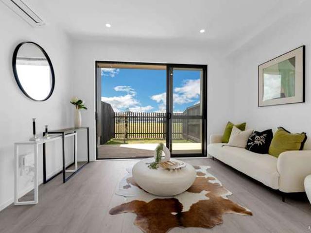 Townhouse for sale in Manurewa