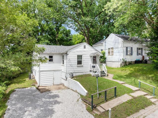 House for sale in Cooper, Missouri