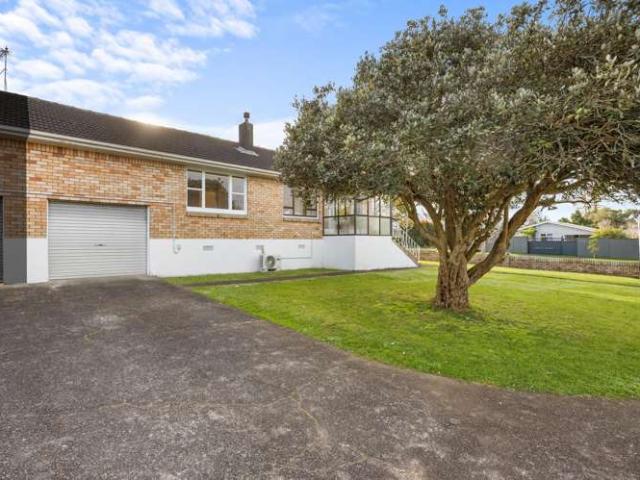 House for sale in Panmure, Oroua County