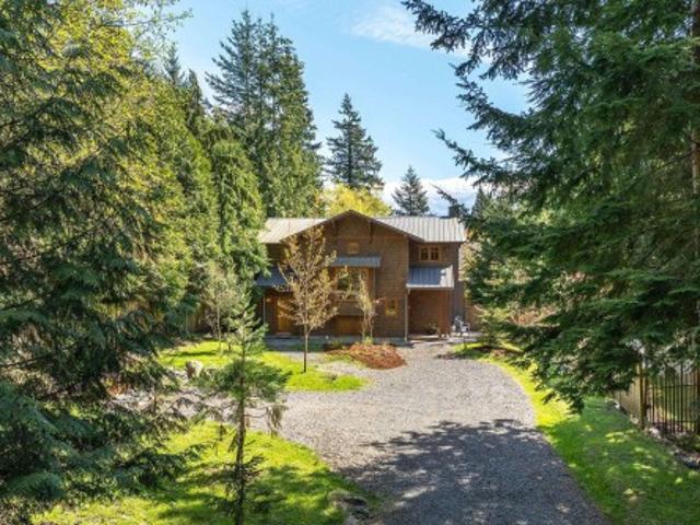 House for sale in Bowen Island, British Columbia