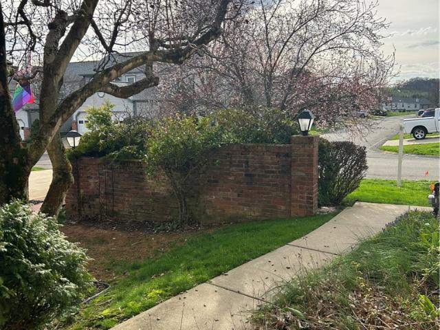 Townhouse for sale in Lawrence, Pennsylvania