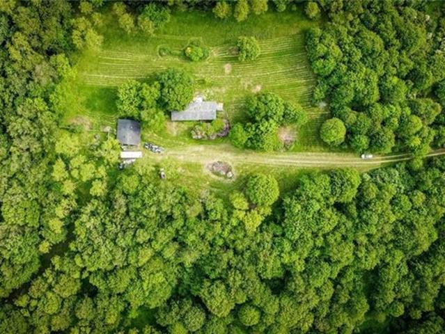 House for sale in Evans City, Pennsylvania
