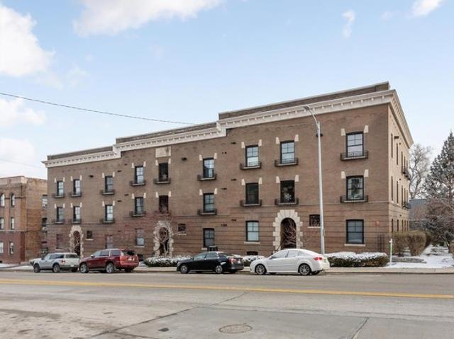 Condo for sale in Omaha, Douglas County