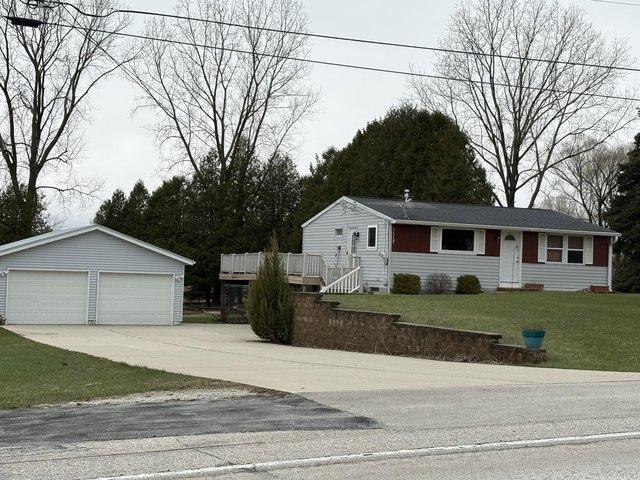 House for sale in Mishicot, Wisconsin