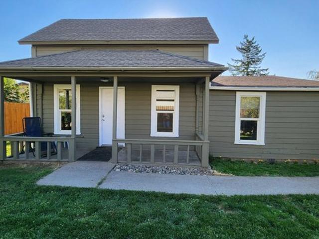 House for sale in Oregonia
