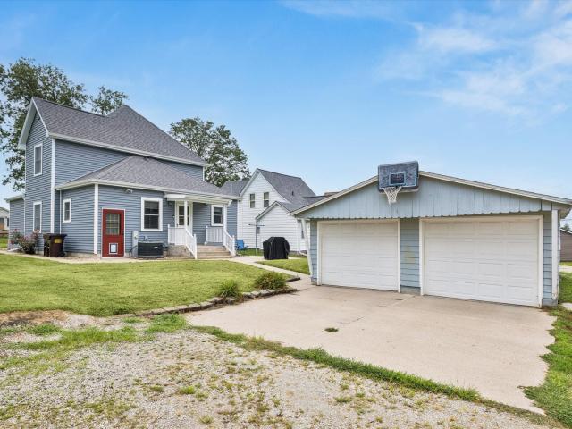 House for sale in Fulton, Whiteside County