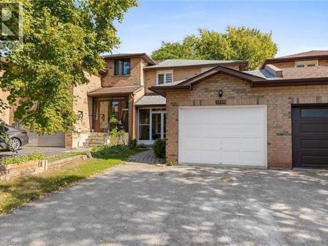 House for sale in Oakville, Ontario