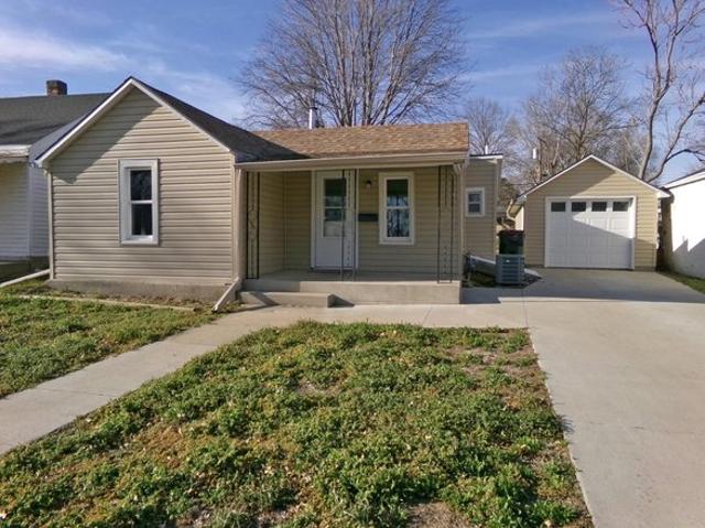 House for sale in Beatrice, Gage County