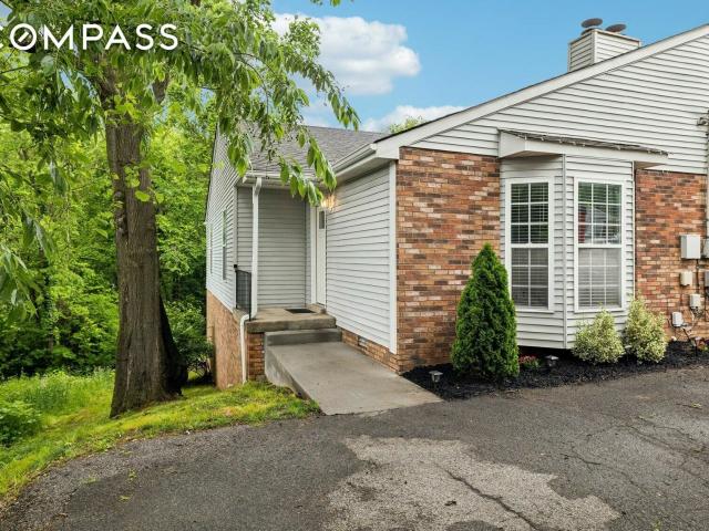 Townhouse for sale in Nashville
