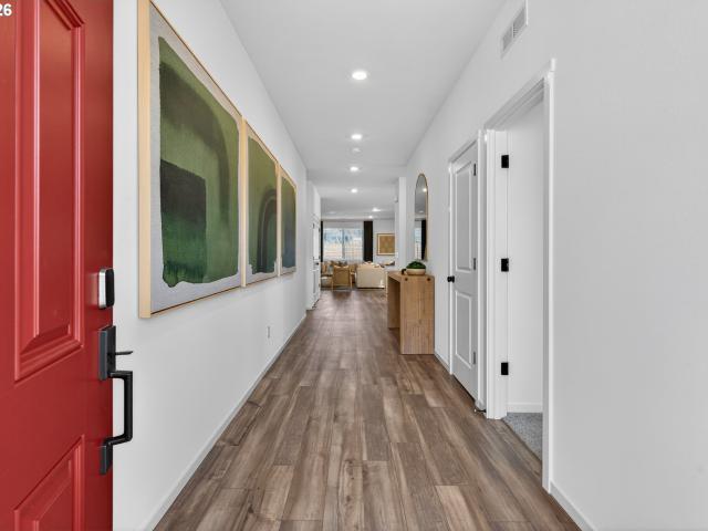House for sale in Woodburn, Marion County