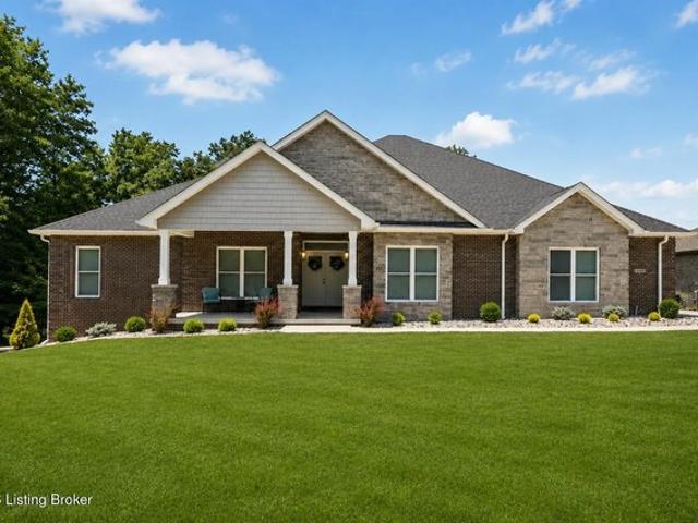House for sale in Cecilia, Kentucky