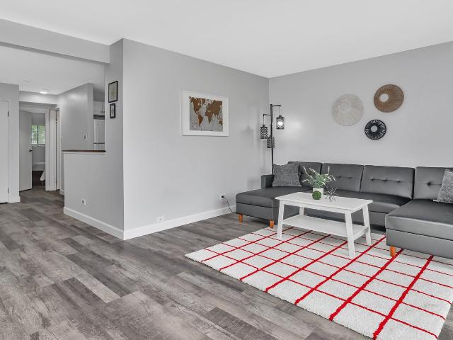Condo for sale in Glendale Heights