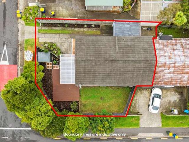 Townhouse for sale in Belmont