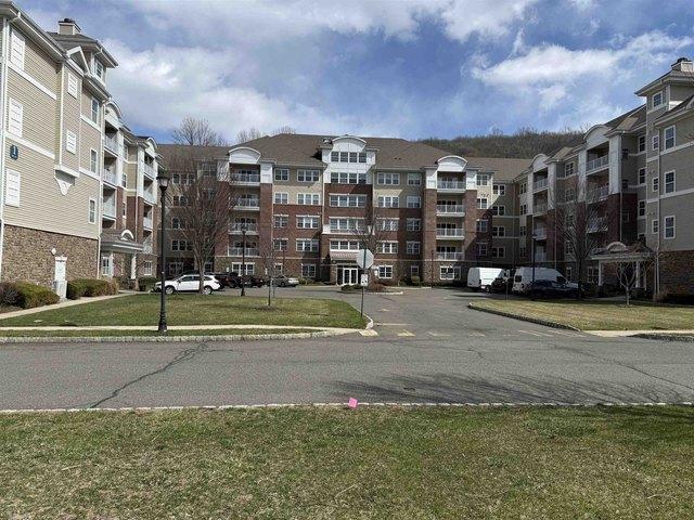 Condo for sale in Passaic, New Jersey