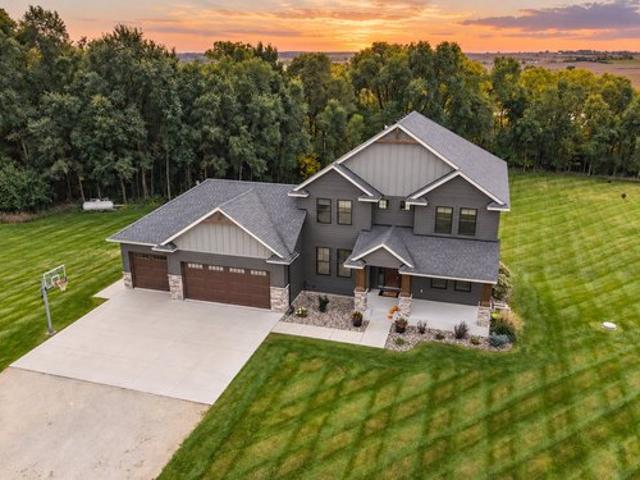 House for sale in Northfield, Rice County