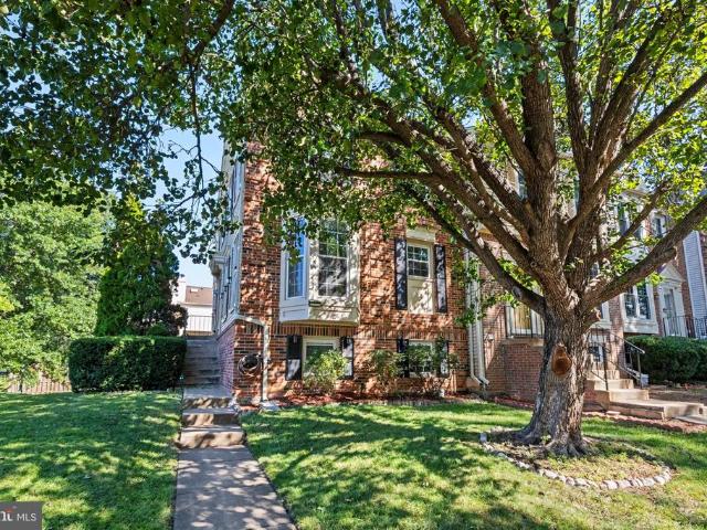 Townhouse for sale in Virginia