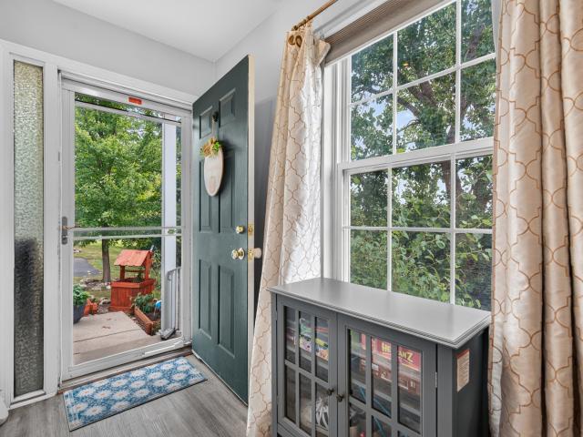 Townhouse for sale in Mchenry, Illinois