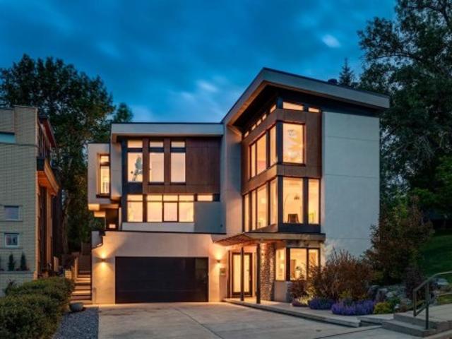 House for sale in Hounsfield Heights/Briar Hill, Calgary