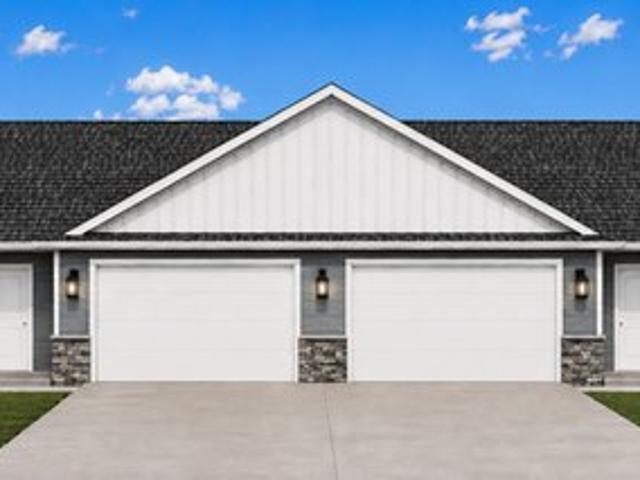 Townhouse for sale in Waseca, Minnesota