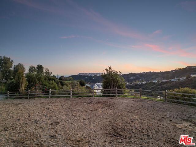 Land for sale in Los Angeles
