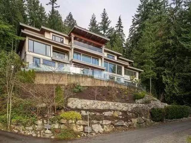 House for sale in West Vancouver, British Columbia