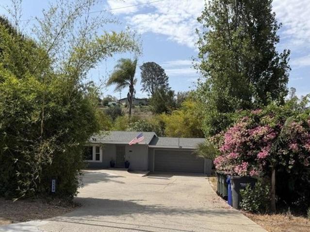 House for sale in Vista, California