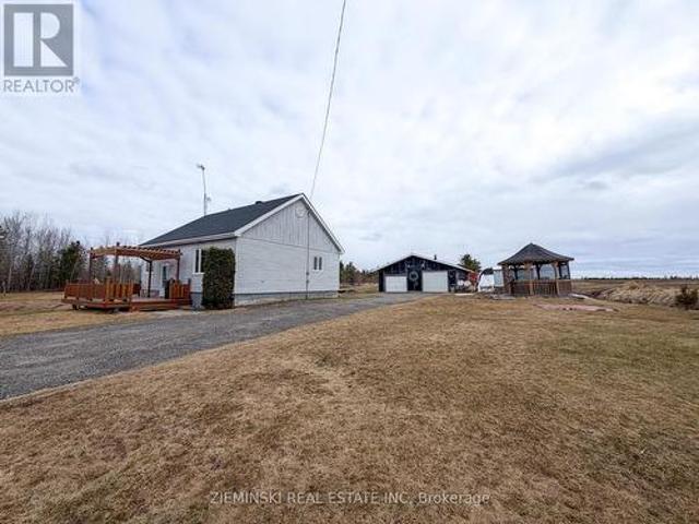 House for sale in Iroquois Falls, Ontario