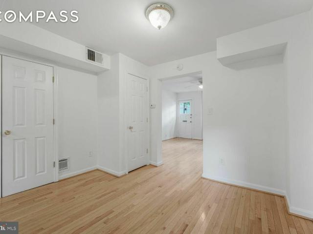 Townhouse for rent in Alexandria