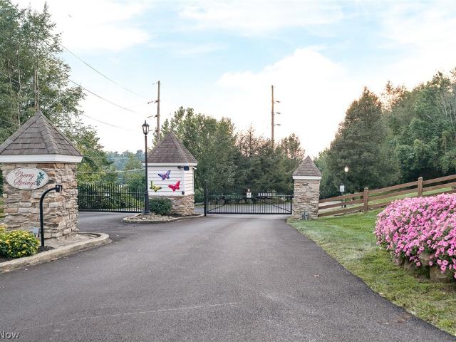 Condo for sale in West Massillon, Massillon