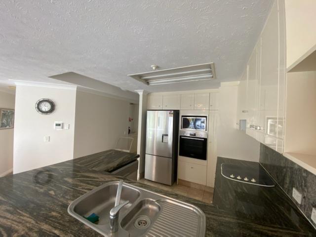 Apartment for rent in Surfers Paradise, Gold Coast City