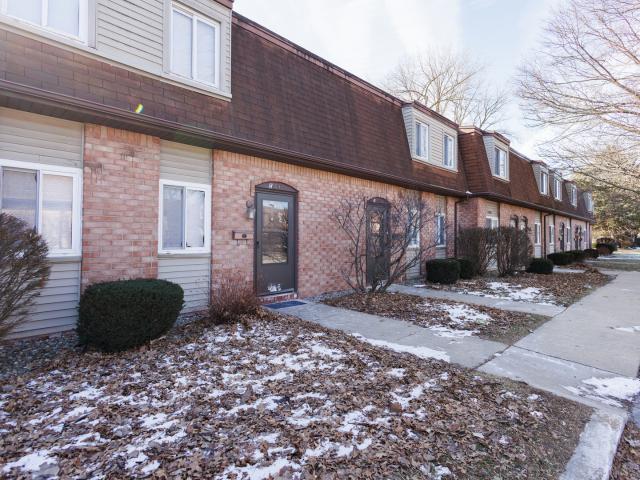 Townhouse for sale in Kankakee, Illinois