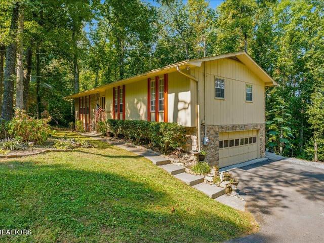 House for sale in Willow Brook-Lasalie, Oak Ridge