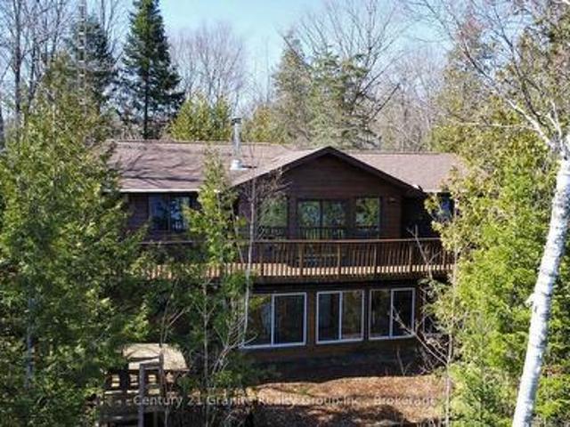 House for sale in Dysart Et Al., Ontario