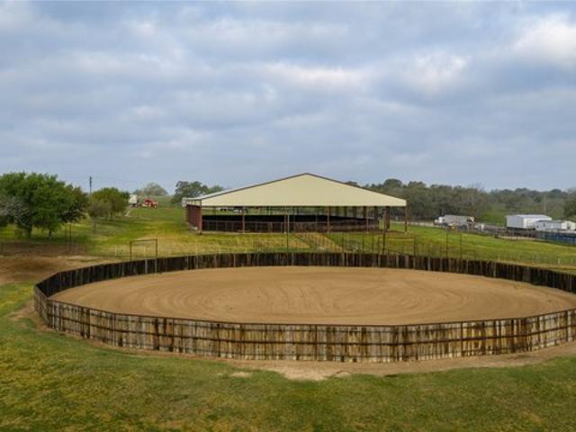 Farm for sale in Schulenburg, Texas