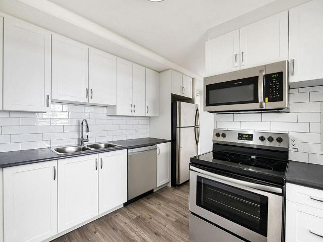 Apartment for rent in Kingston